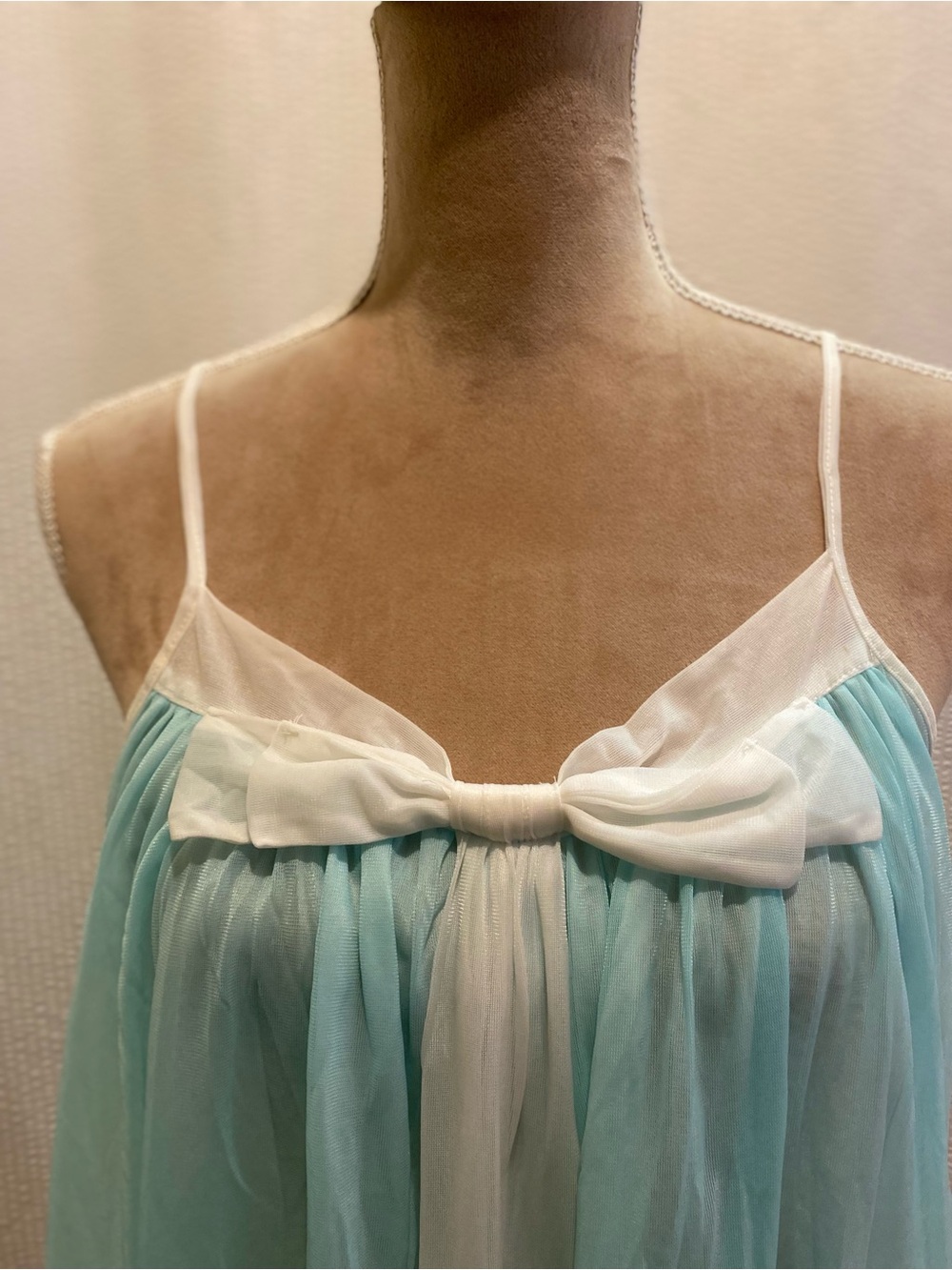 Betsey Johnson Chiffon Nighty - Picture 7 of 8